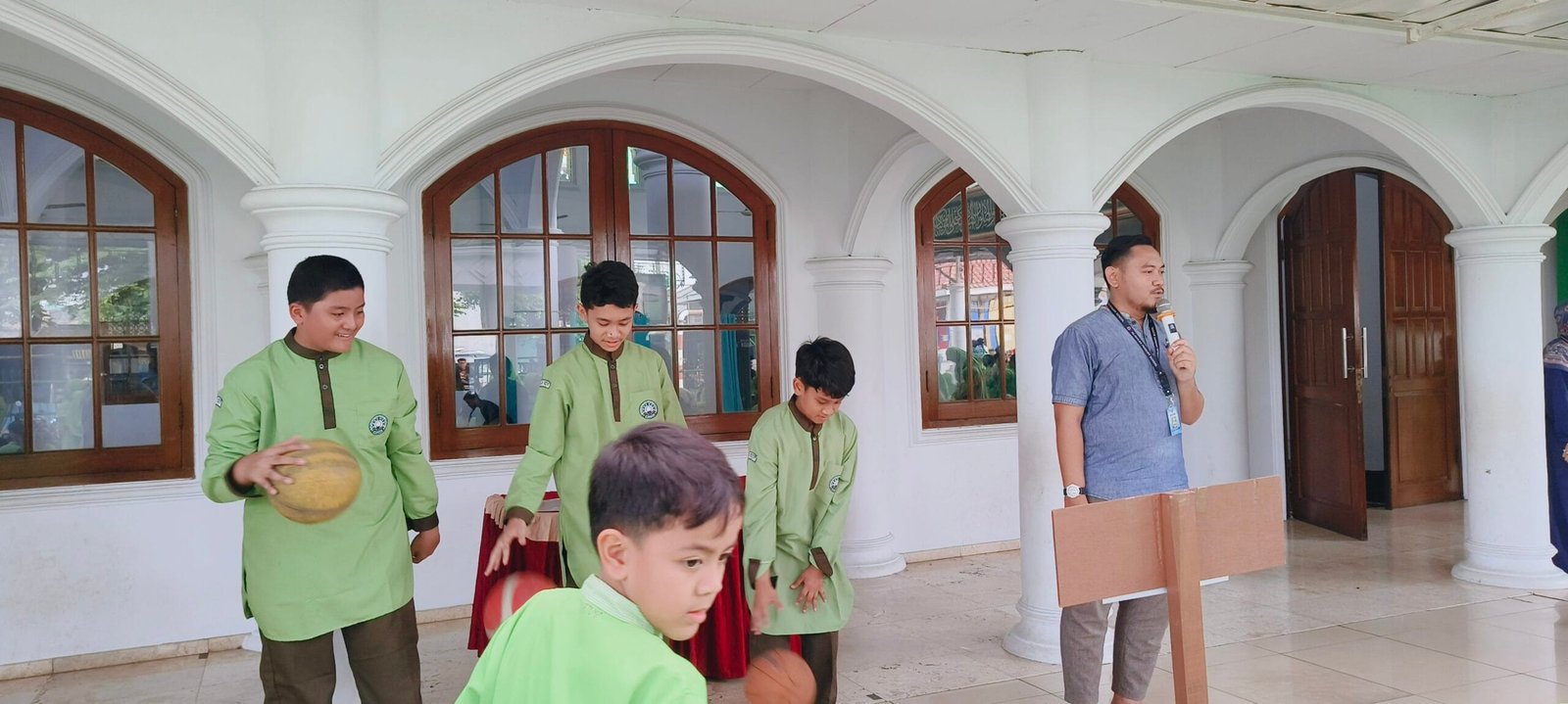 filter: 101; fileterIntensity: 0.8; filterMask: 0; captureOrientation: 0;
algolist: 0;
multi-frame: 1;
brp_mask:0;
brp_del_th:null;
brp_del_sen:null;
delta:null;
module: photo;hw-remosaic: false;touch: (-1.0, -1.0);sceneMode: 4;cct_value: 0;AI_Scene: (-1, -1);aec_lux: 0.0;aec_lux_index: 0;albedo:  ;confidence:  ;motionLevel: -1;weatherinfo: weather?null, icon:null, weatherInfo:100;temperature: 42;