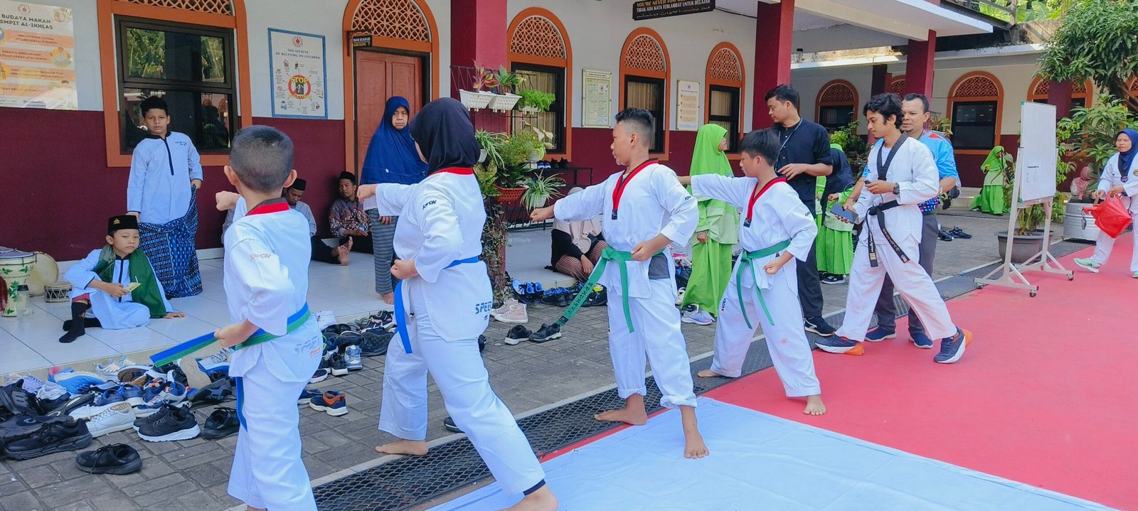 filter: 101; fileterIntensity: 0.8; filterMask: 0; captureOrientation: 0;
algolist: 0;
multi-frame: 1;
brp_mask:0;
brp_del_th:null;
brp_del_sen:null;
delta:null;
module: photo;hw-remosaic: false;touch: (-1.0, -1.0);sceneMode: 8;cct_value: 0;AI_Scene: (-1, -1);aec_lux: 0.0;aec_lux_index: 0;albedo:  ;confidence:  ;motionLevel: -1;weatherinfo: weather?null, icon:null, weatherInfo:100;temperature: 43;